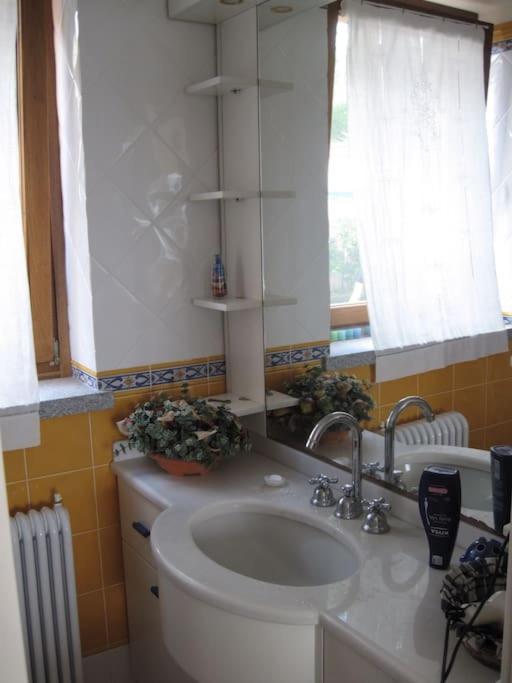 Villa Mit Whirlpool Und Phantastischer Aussicht Capoliveri Kültér fotó
